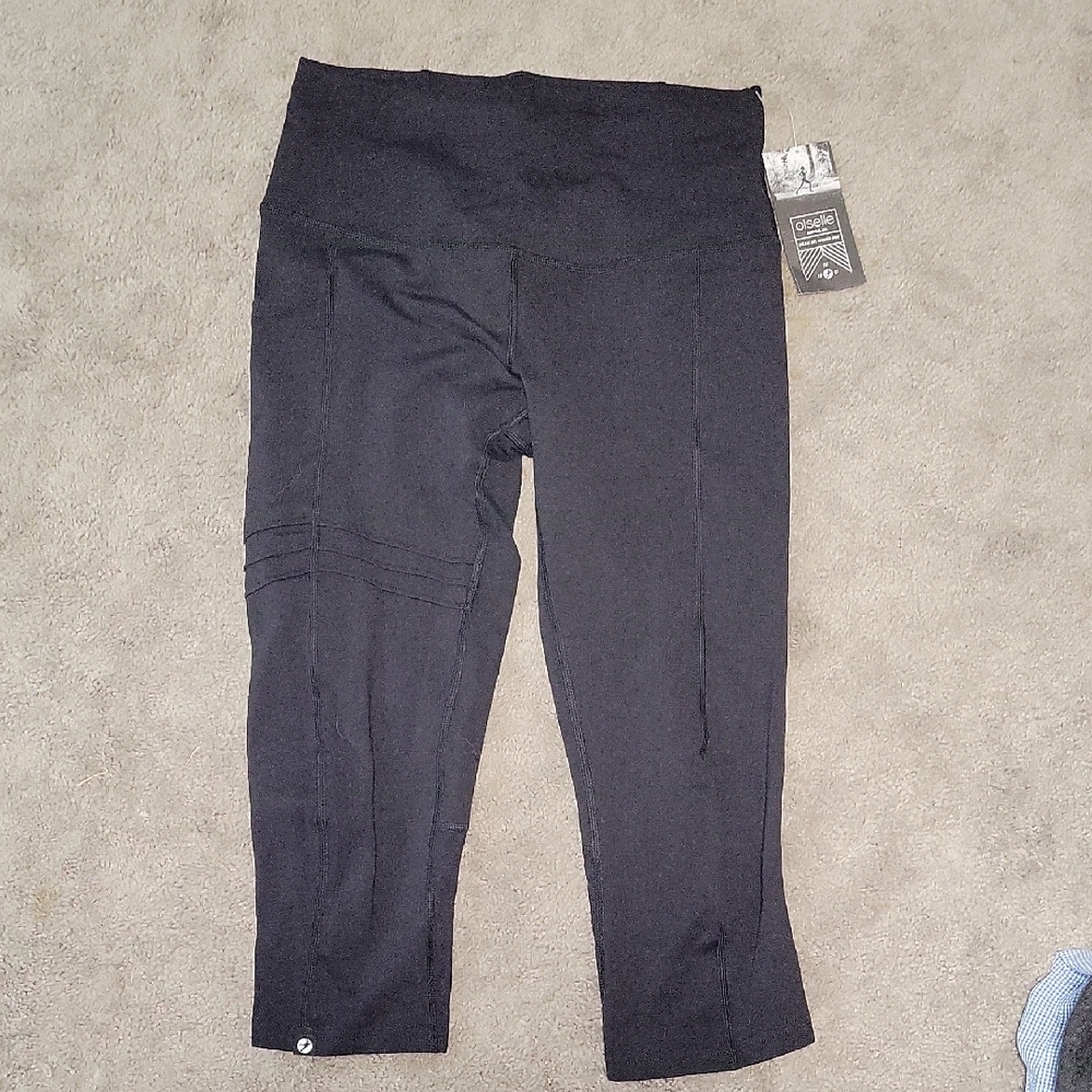 Oiselle Black Leggings 8 Pocket Capris